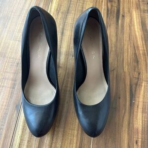 Via Spiga high heels with hidden platform on the front.